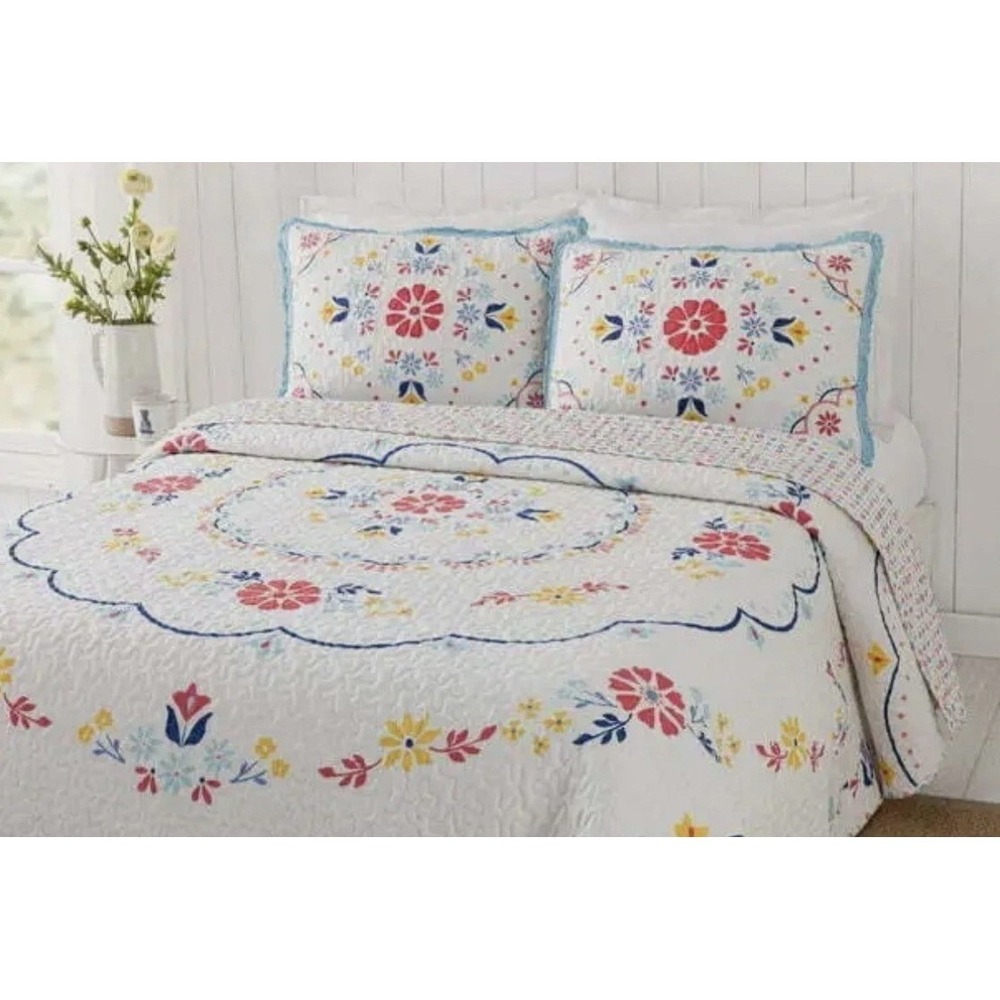 The Pioneer Woman White Floral Quilt Set with Red, Blue, Yellow Accents - Picture 5 of 12